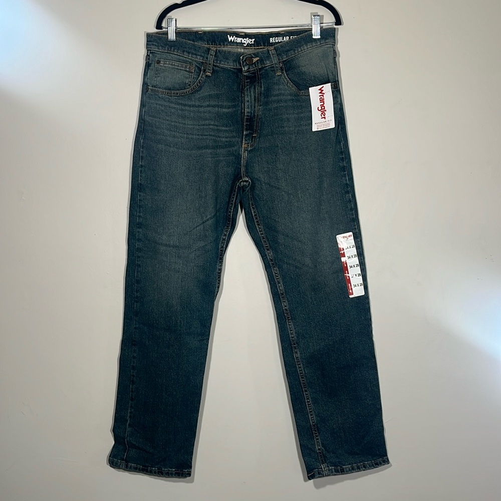 "Wrangler Jeans: The Timeless Icon of Style and Durability"